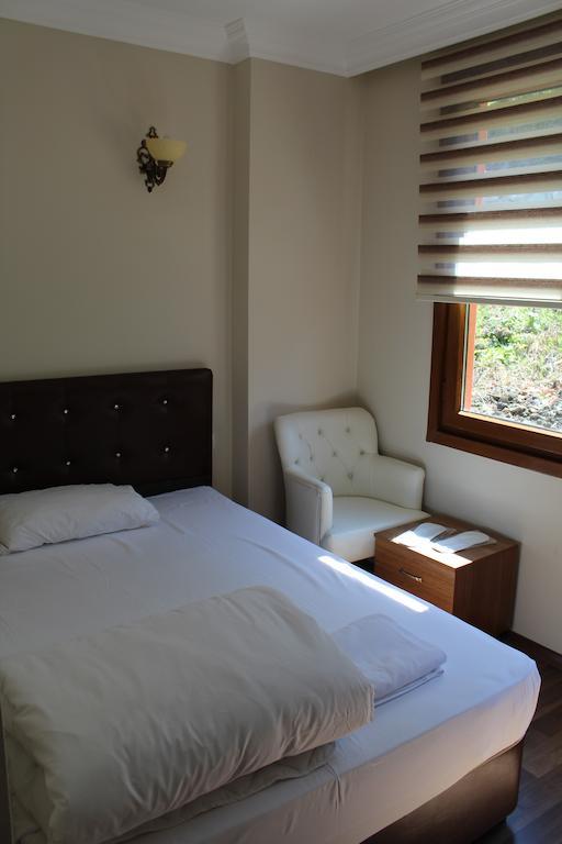 Oz-Ay Hotel Surmene Phòng bức ảnh